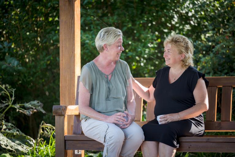 Bettina en Marijke in gesprek - Alliade